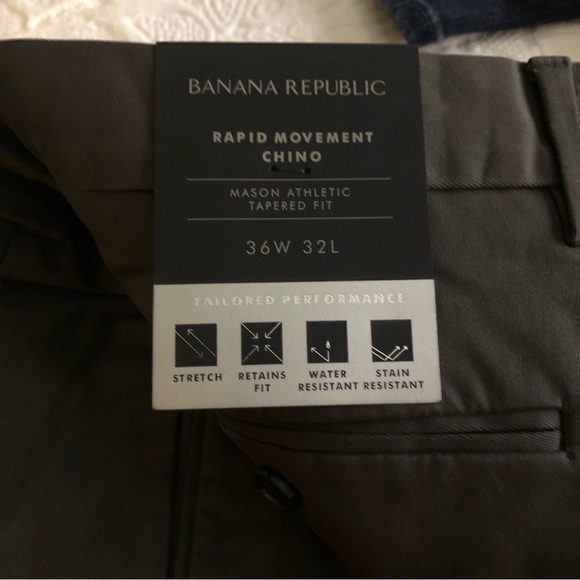 NWT BR Tapered Rapid Movement Chino - Picture 4 of 7
